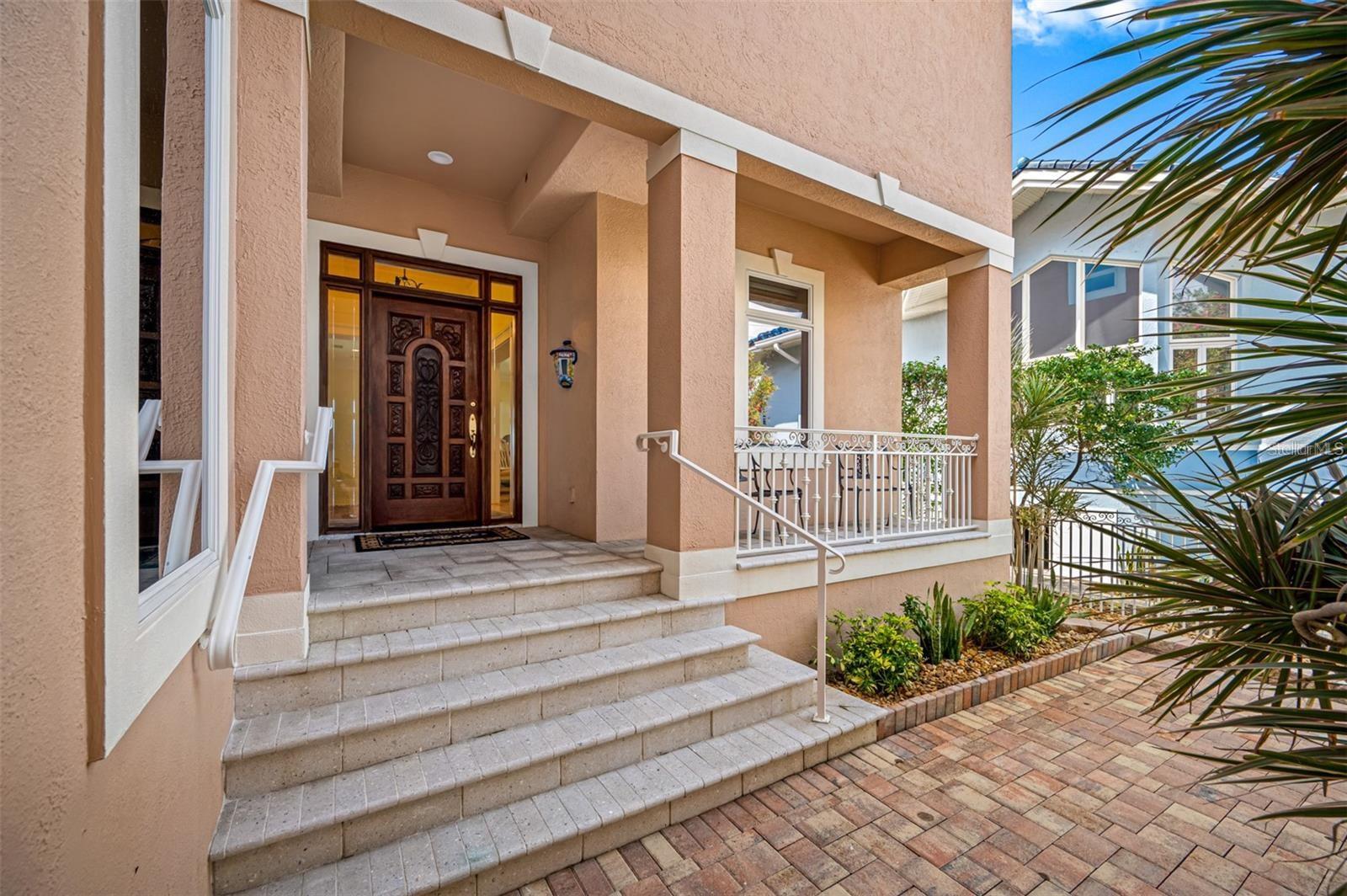 LONE PALM BEACH - Residential