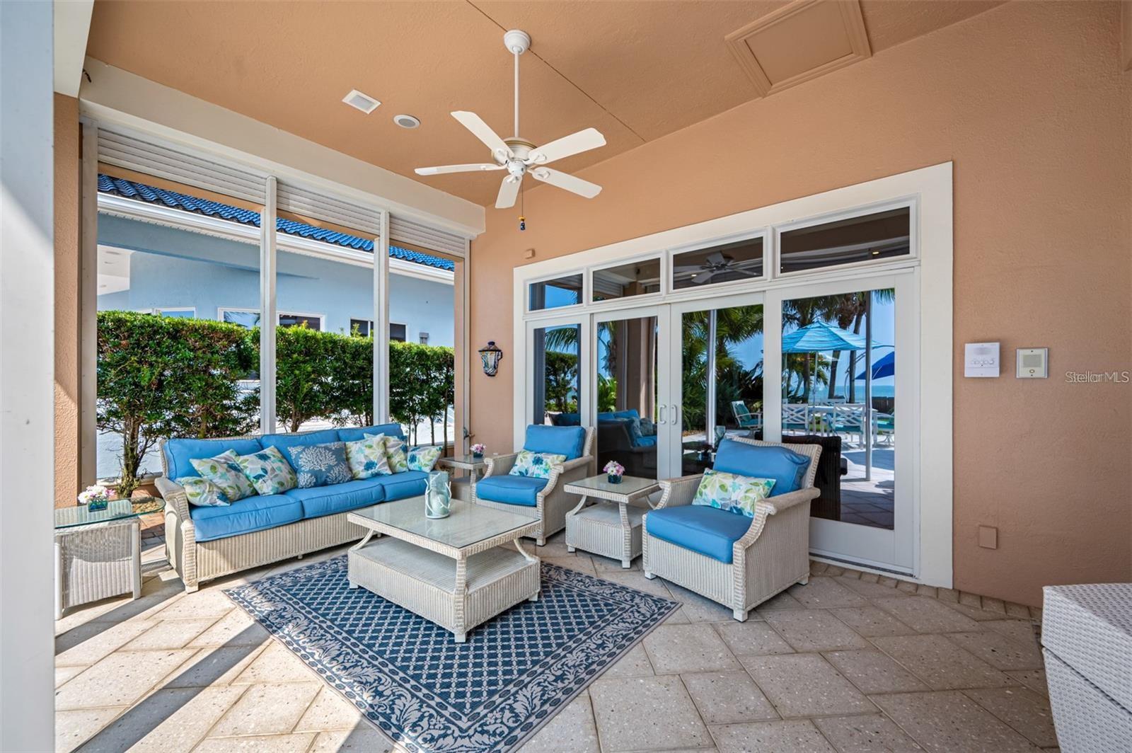 LONE PALM BEACH - Residential