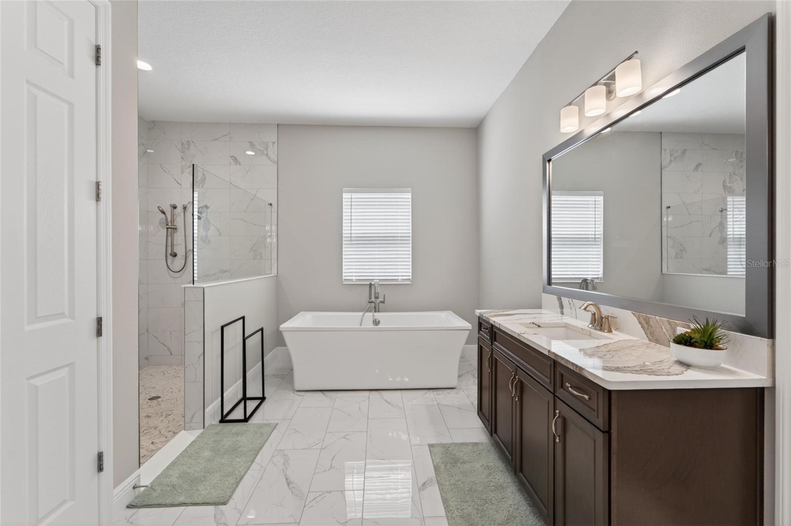 SANCTUARY/JOHN MOORE ROAD - Residential