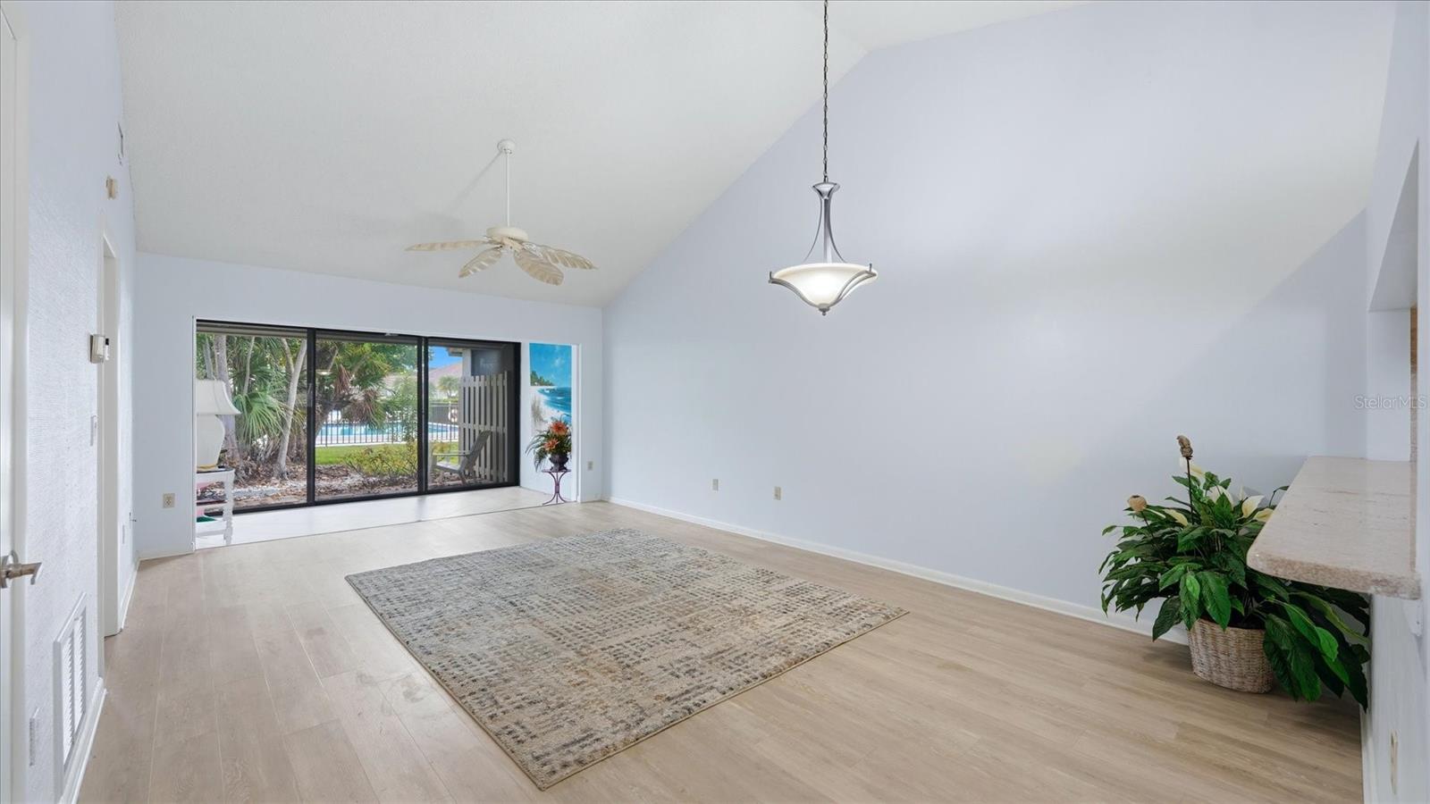 SOMERSET - Residential