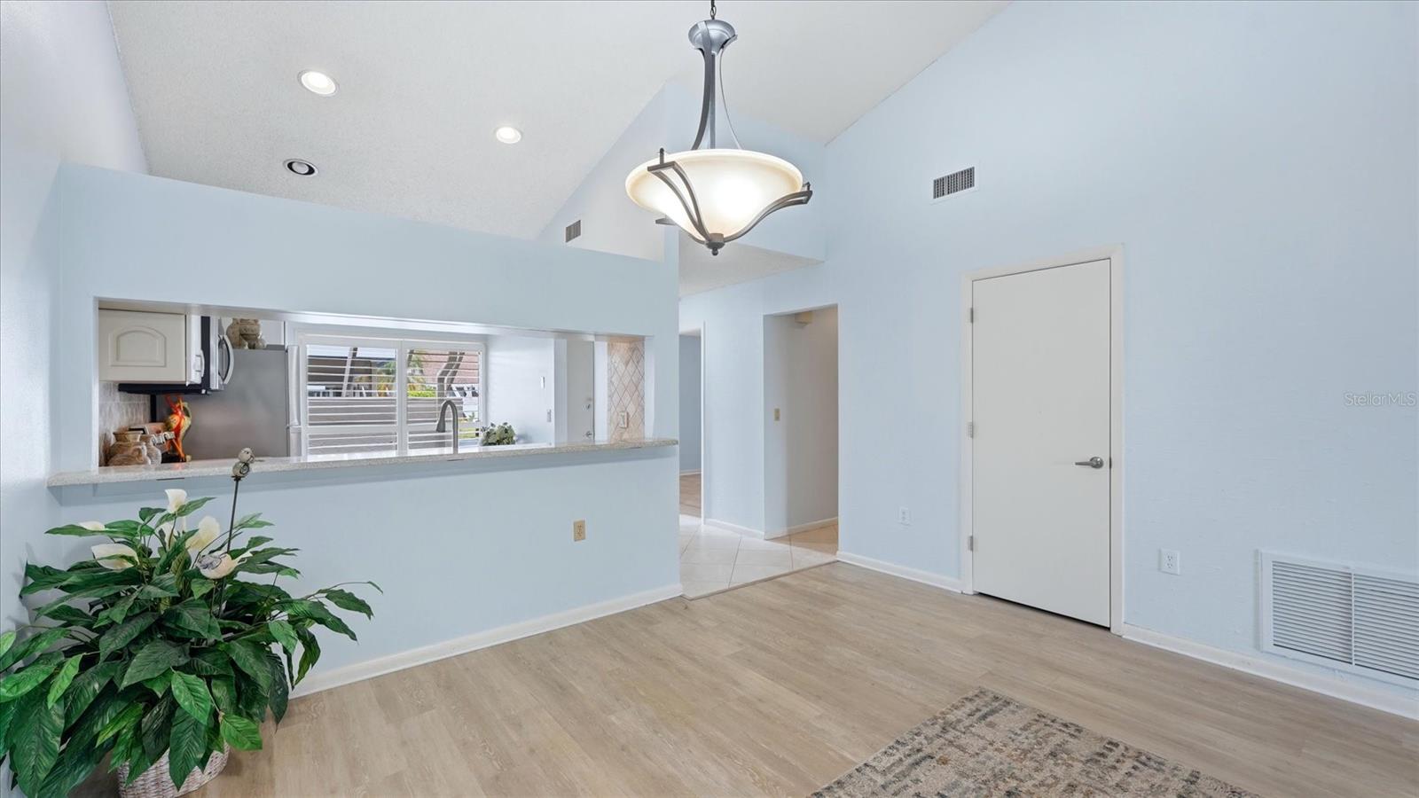 SOMERSET - Residential