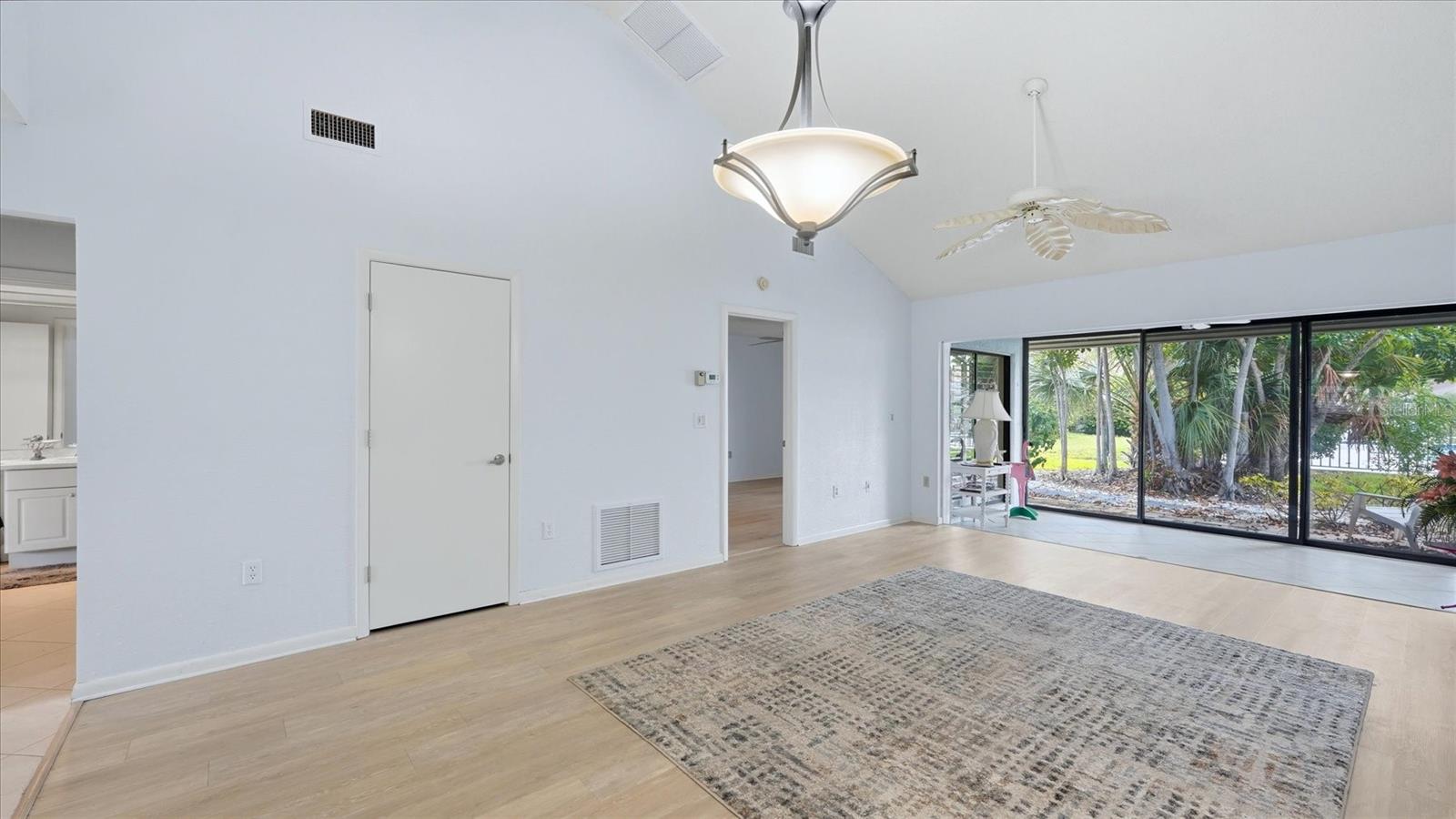 SOMERSET - Residential