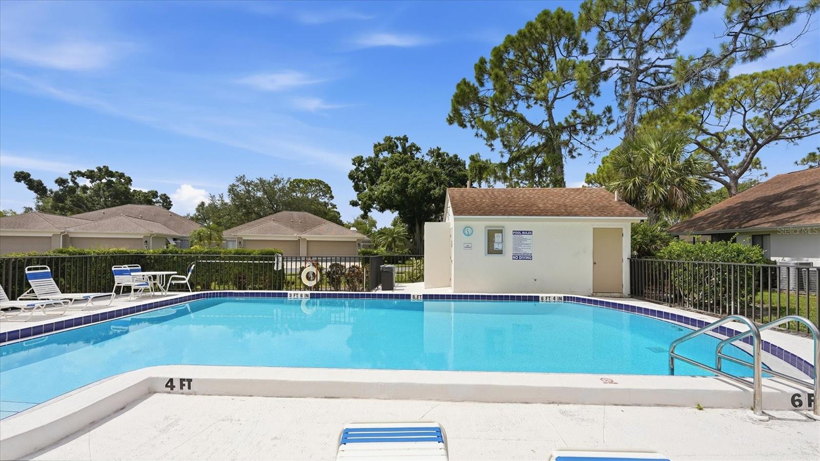 SOMERSET - Residential