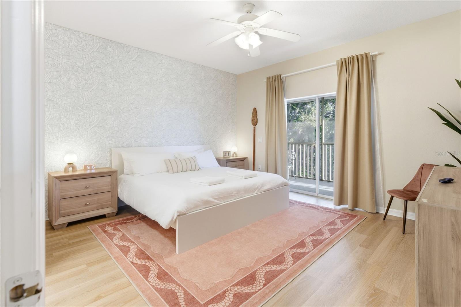 SUN LAKE CONDO - Residential