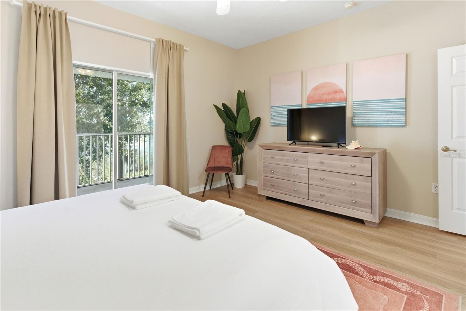 SUN LAKE CONDO - Residential