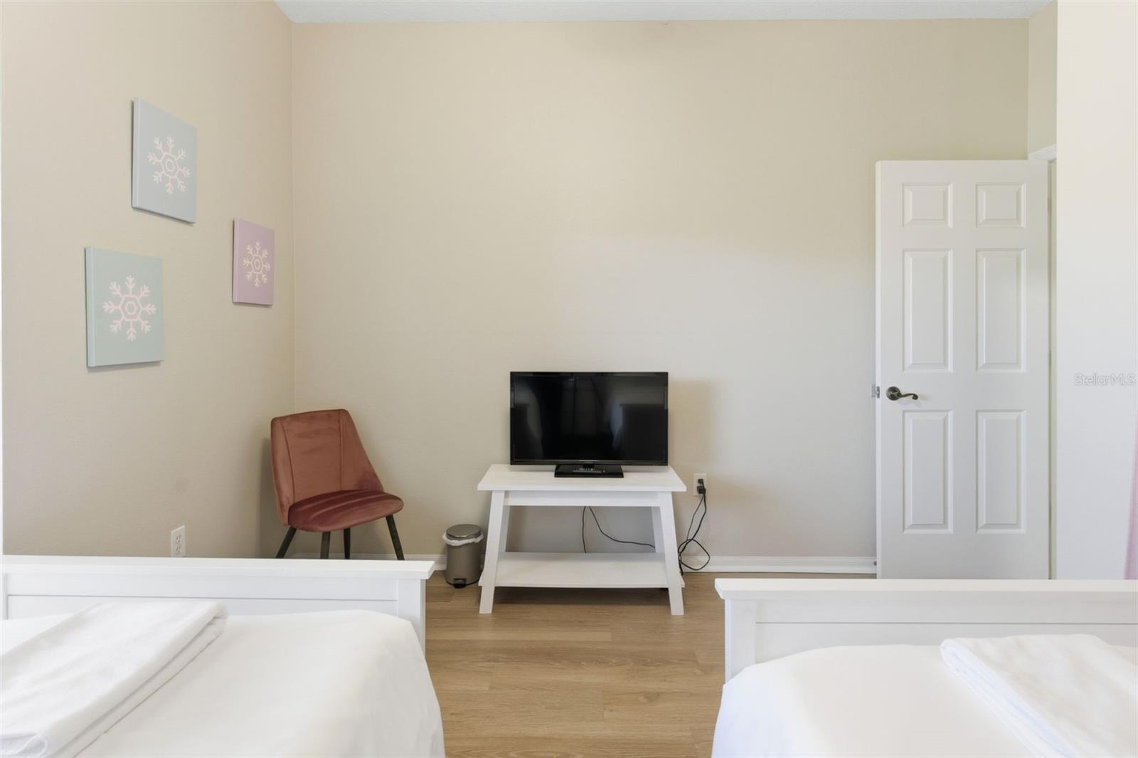 SUN LAKE CONDO - Residential
