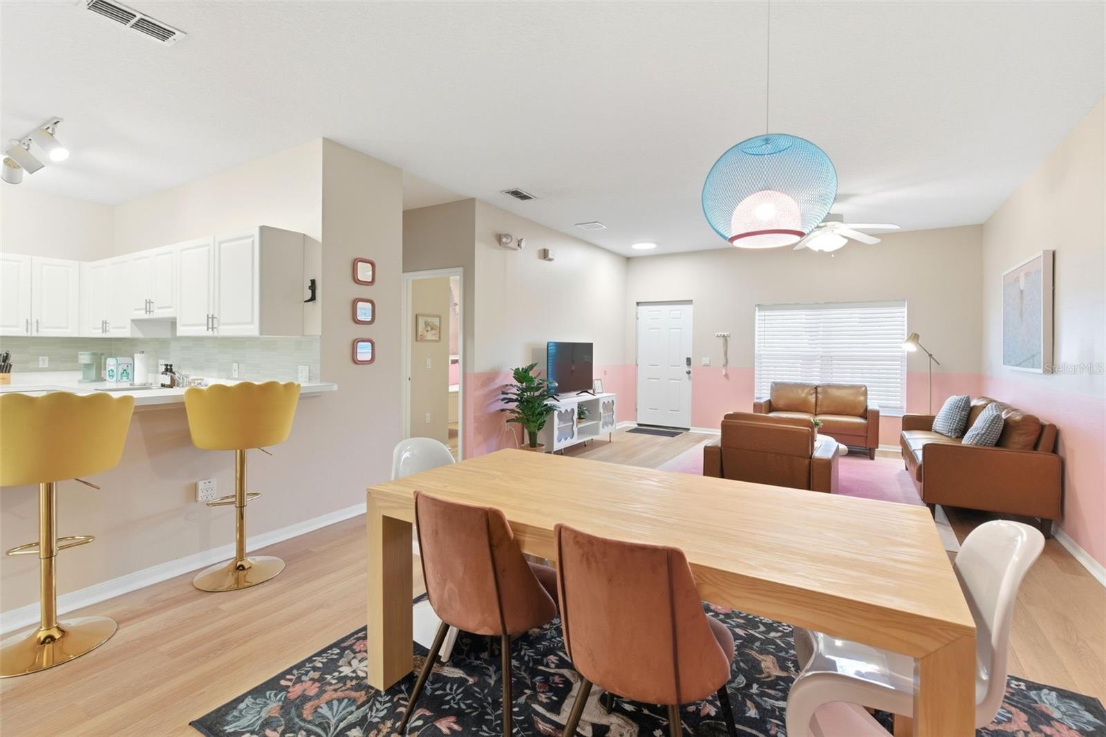 SUN LAKE CONDO - Residential