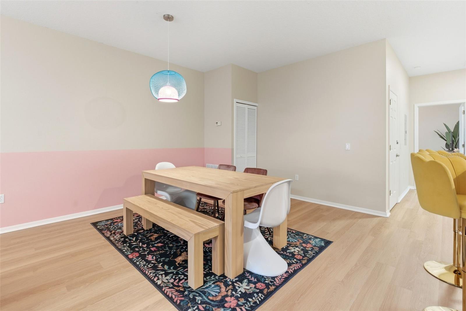 SUN LAKE CONDO - Residential