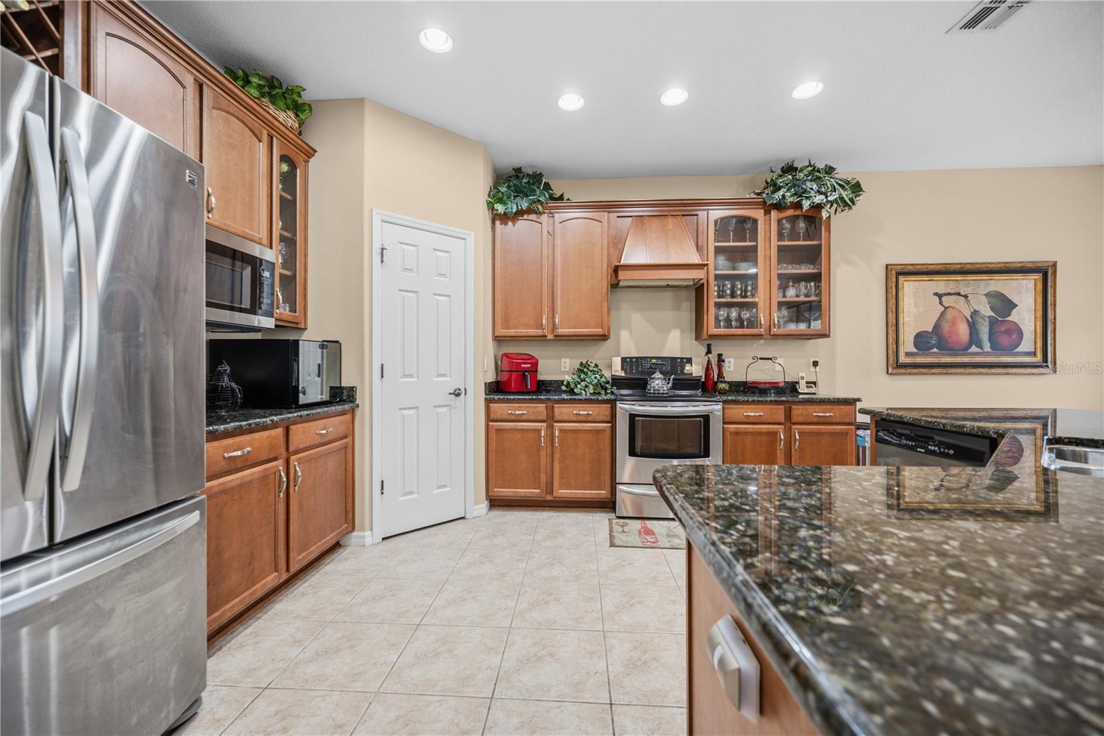 OAK LANDING - Residential