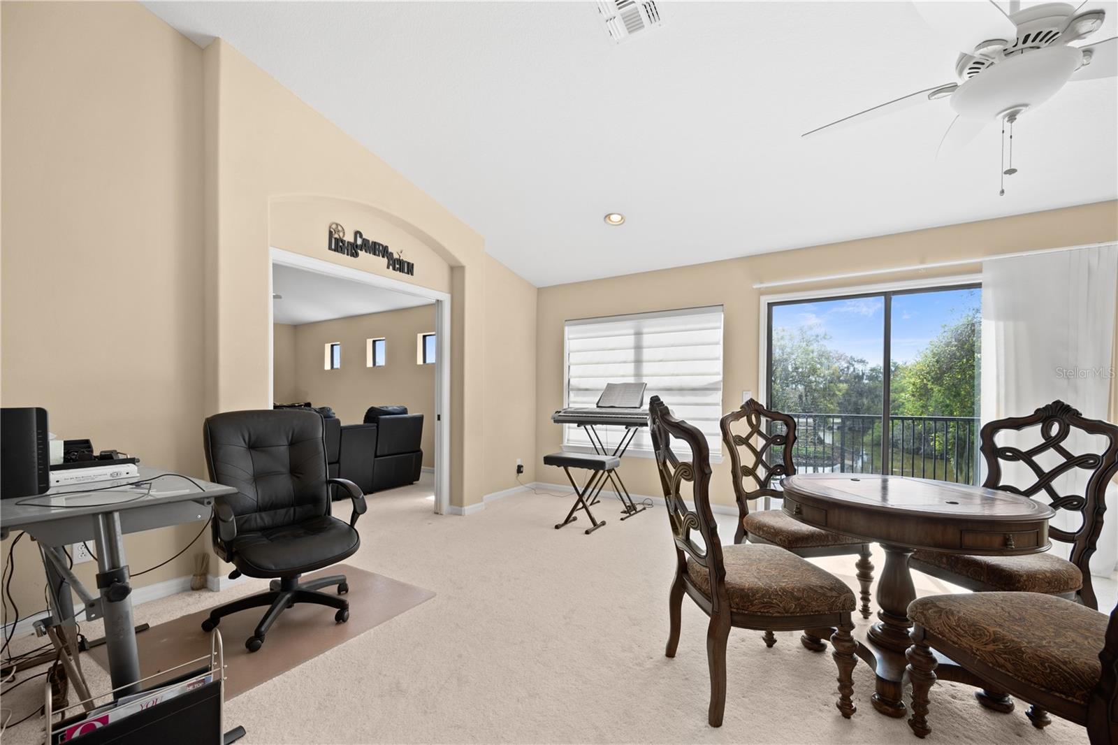 OAK LANDING - Residential