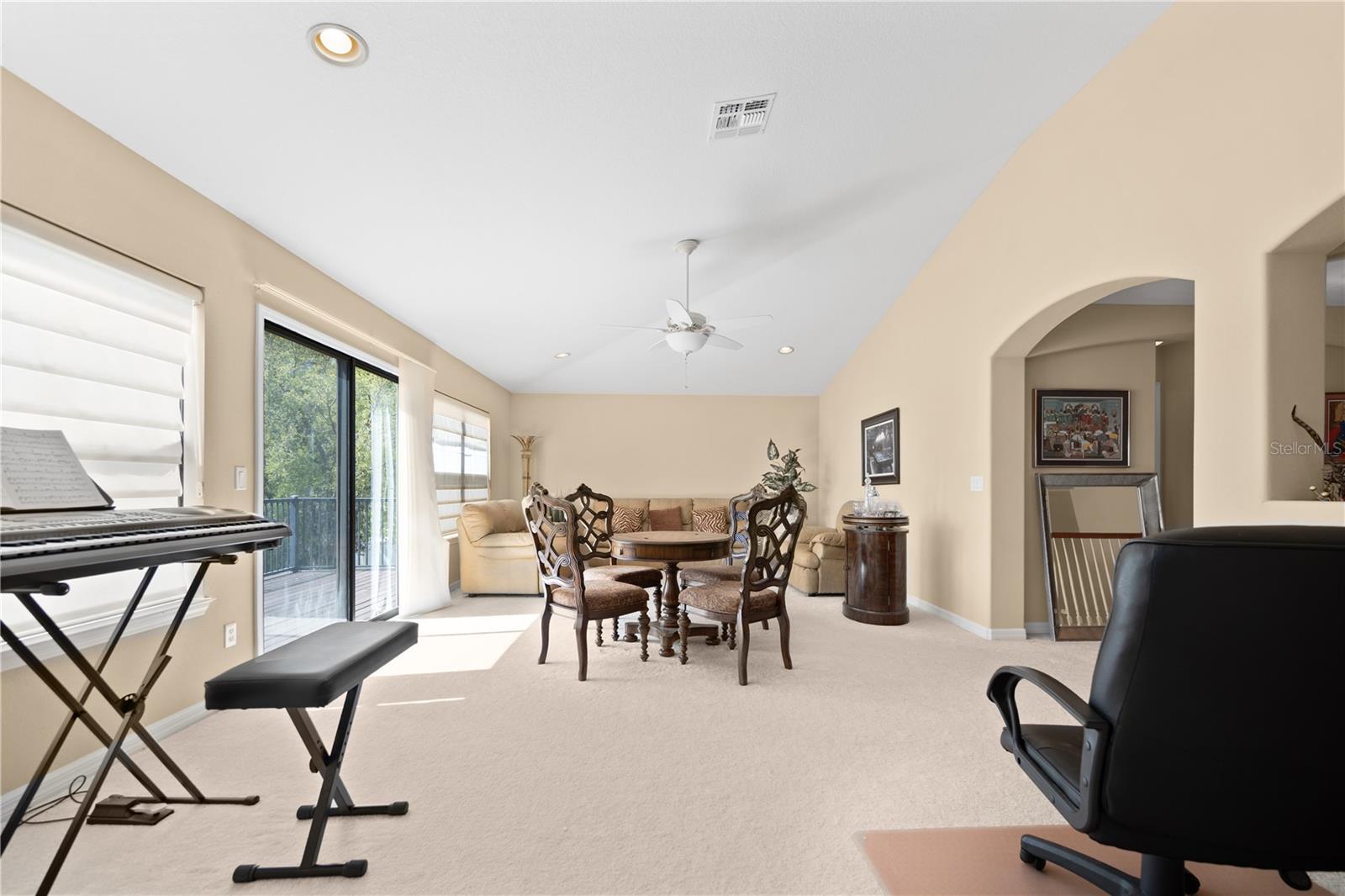 OAK LANDING - Residential