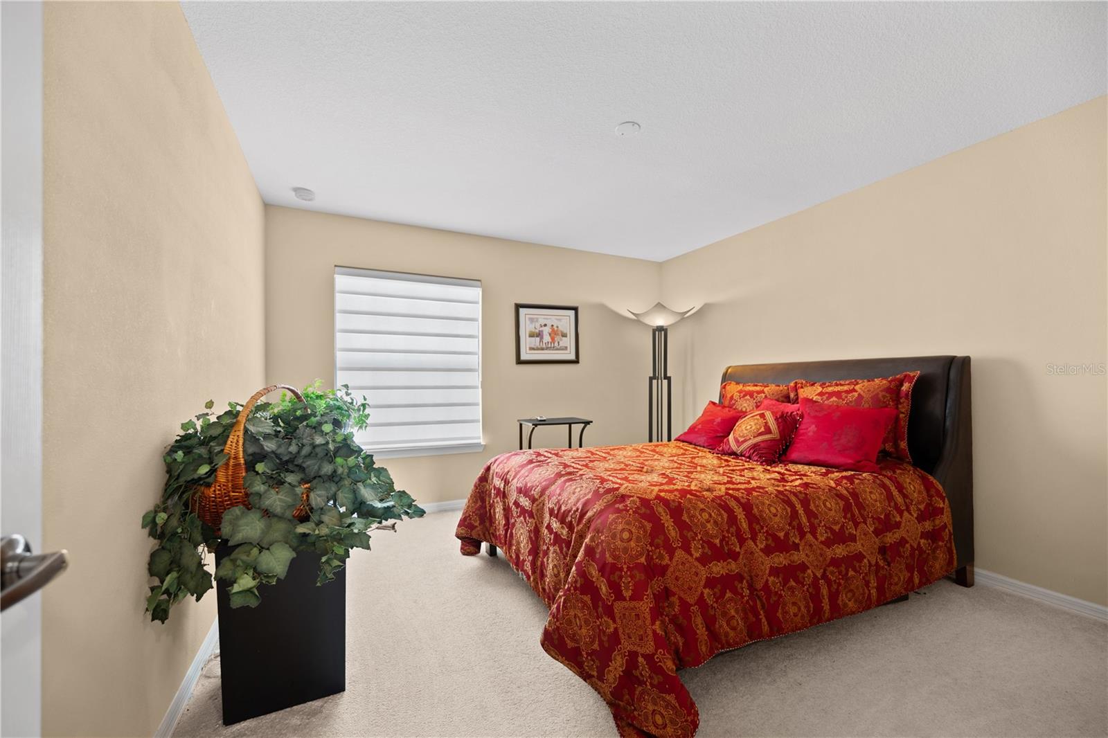 OAK LANDING - Residential