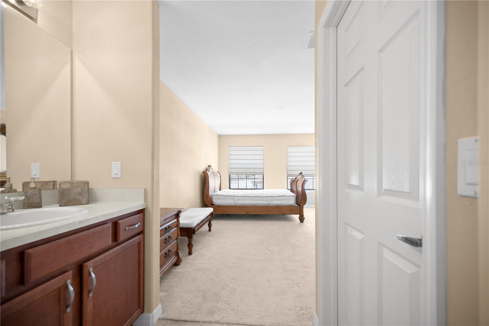 OAK LANDING - Residential