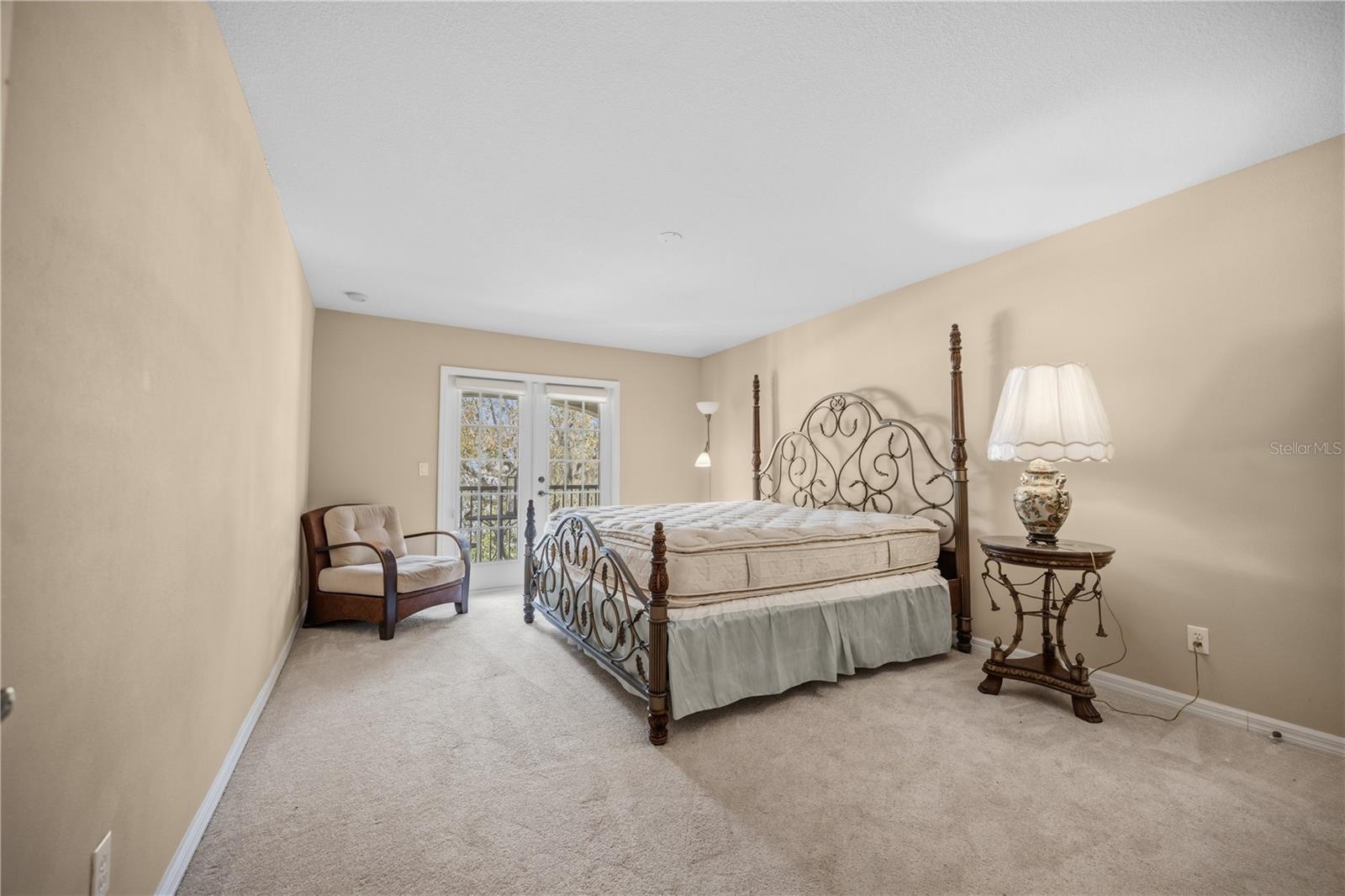 OAK LANDING - Residential