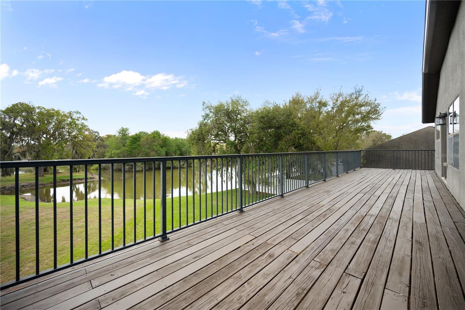 OAK LANDING - Residential