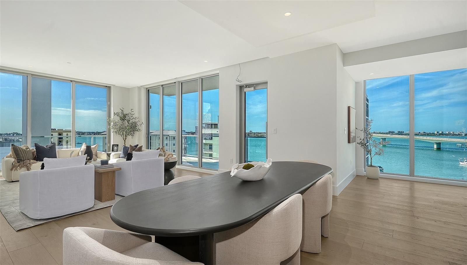 PENINSULA SARASOTA - Residential