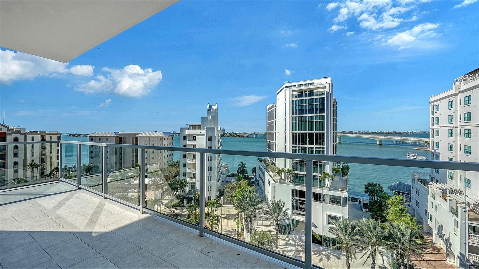 PENINSULA SARASOTA - Residential