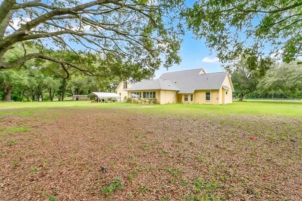 LAKE BRYANT ESTATE - Residential