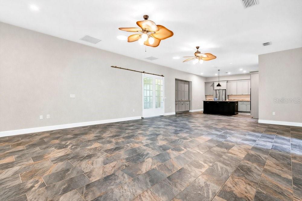 LAKE BRYANT ESTATE - Residential