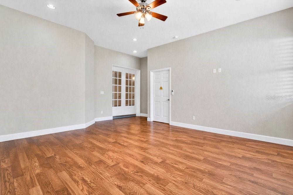 LAKE BRYANT ESTATE - Residential