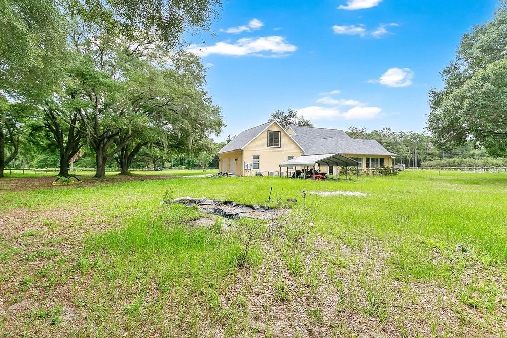 LAKE BRYANT ESTATE - Residential