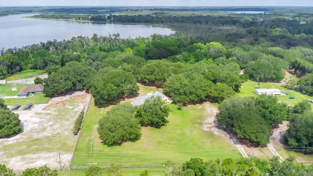 LAKE BRYANT ESTATE - Residential