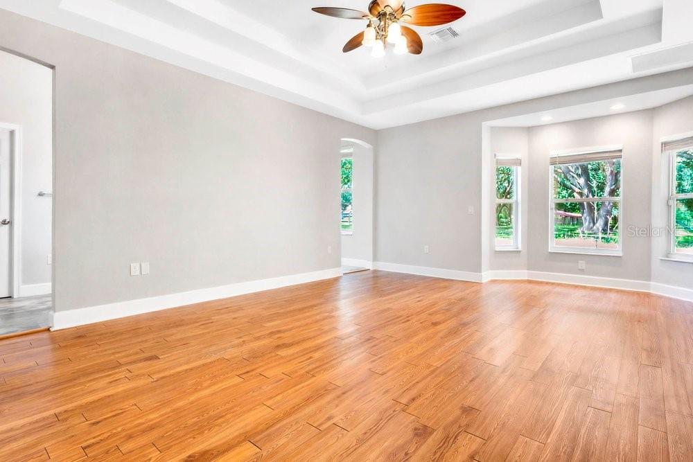 LAKE BRYANT ESTATE - Residential