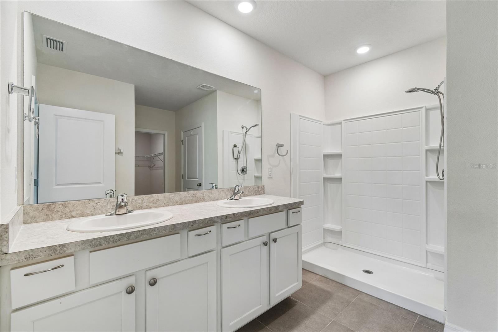 SILVERADO RANCH SUB - Residential