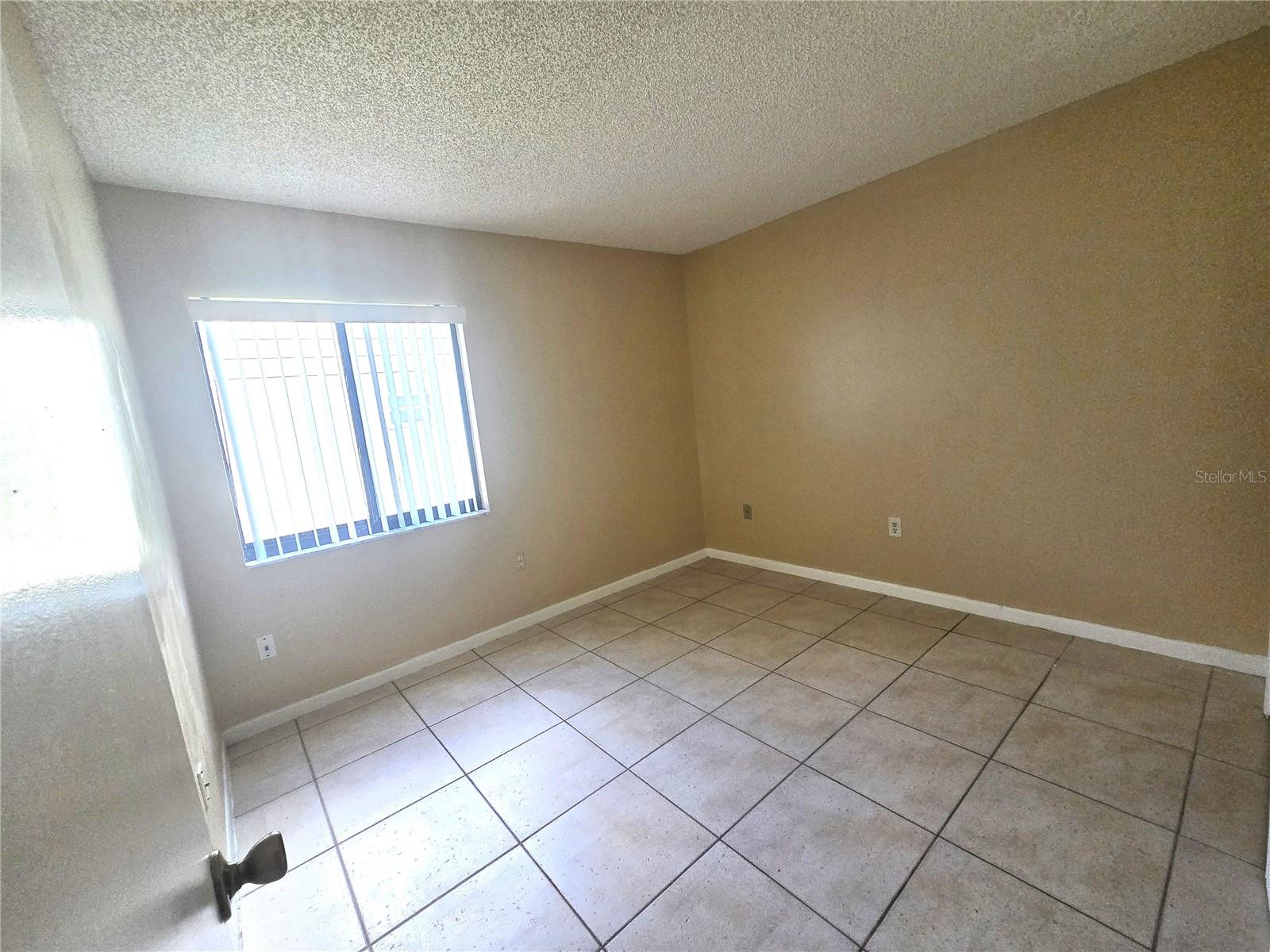 ORANGE RIDGE - Residential