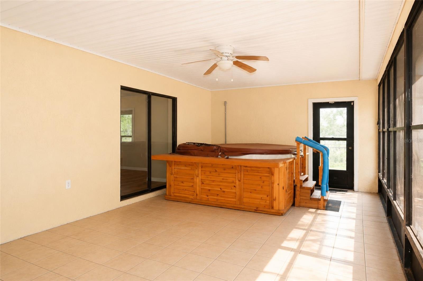 ROLLING OAKS ESTATES - Residential