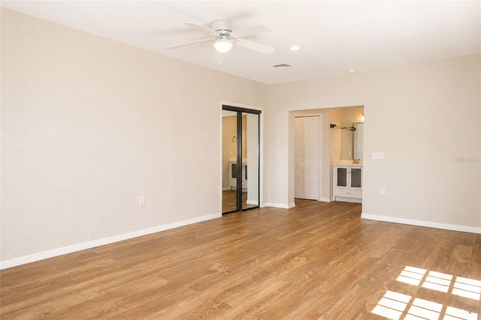 ROLLING OAKS ESTATES - Residential