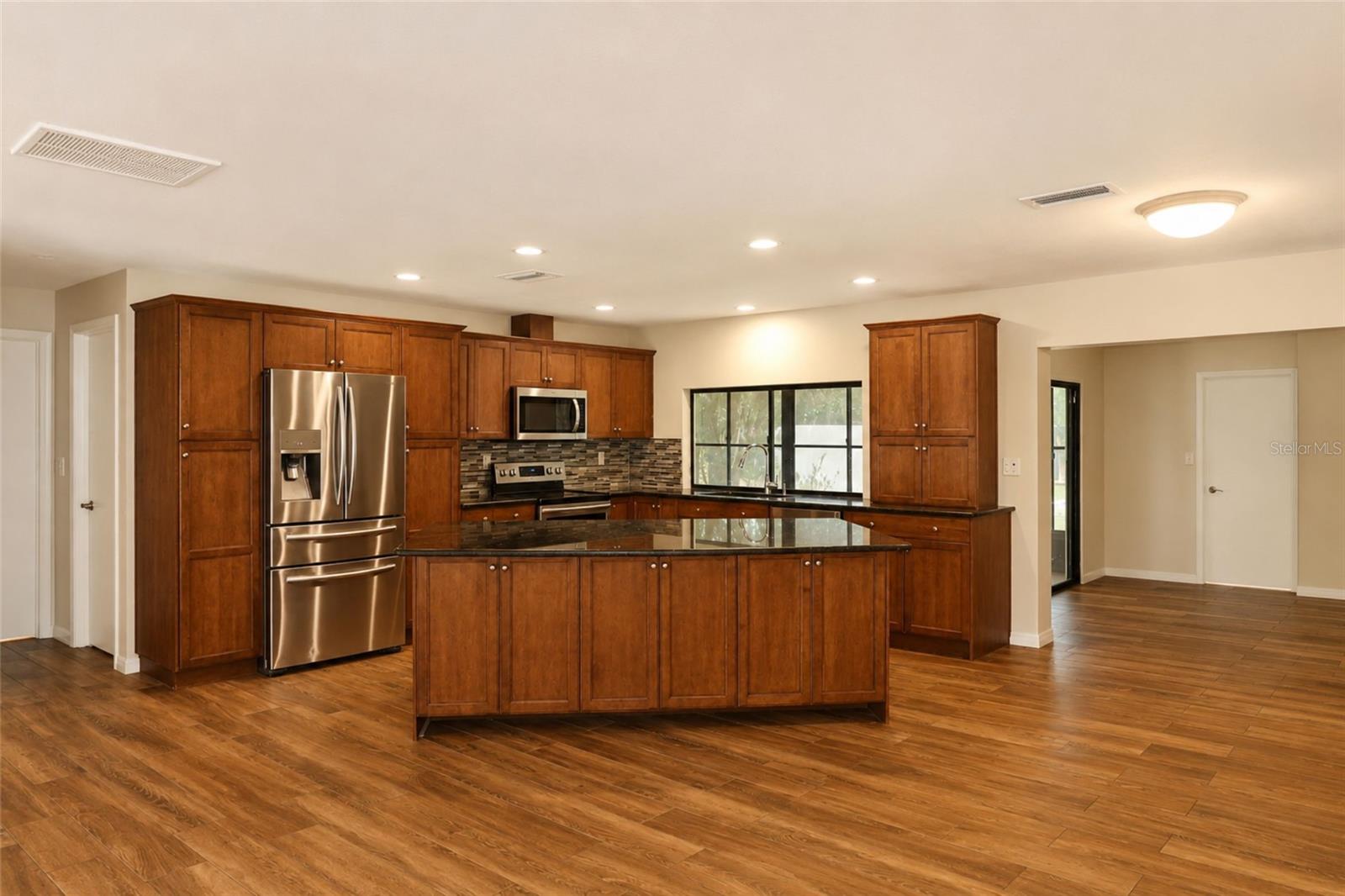 ROLLING OAKS ESTATES - Residential