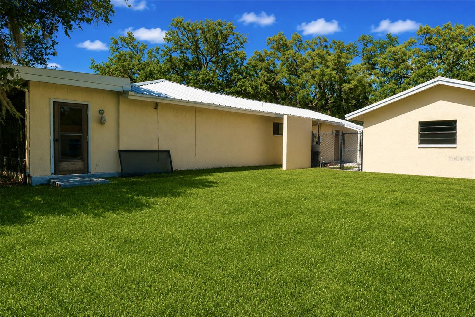 ROLLING OAKS ESTATES - Residential