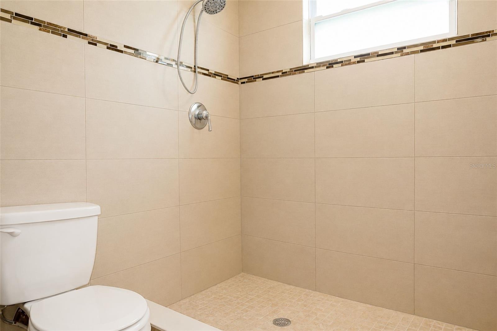 ROLLING OAKS ESTATES - Residential