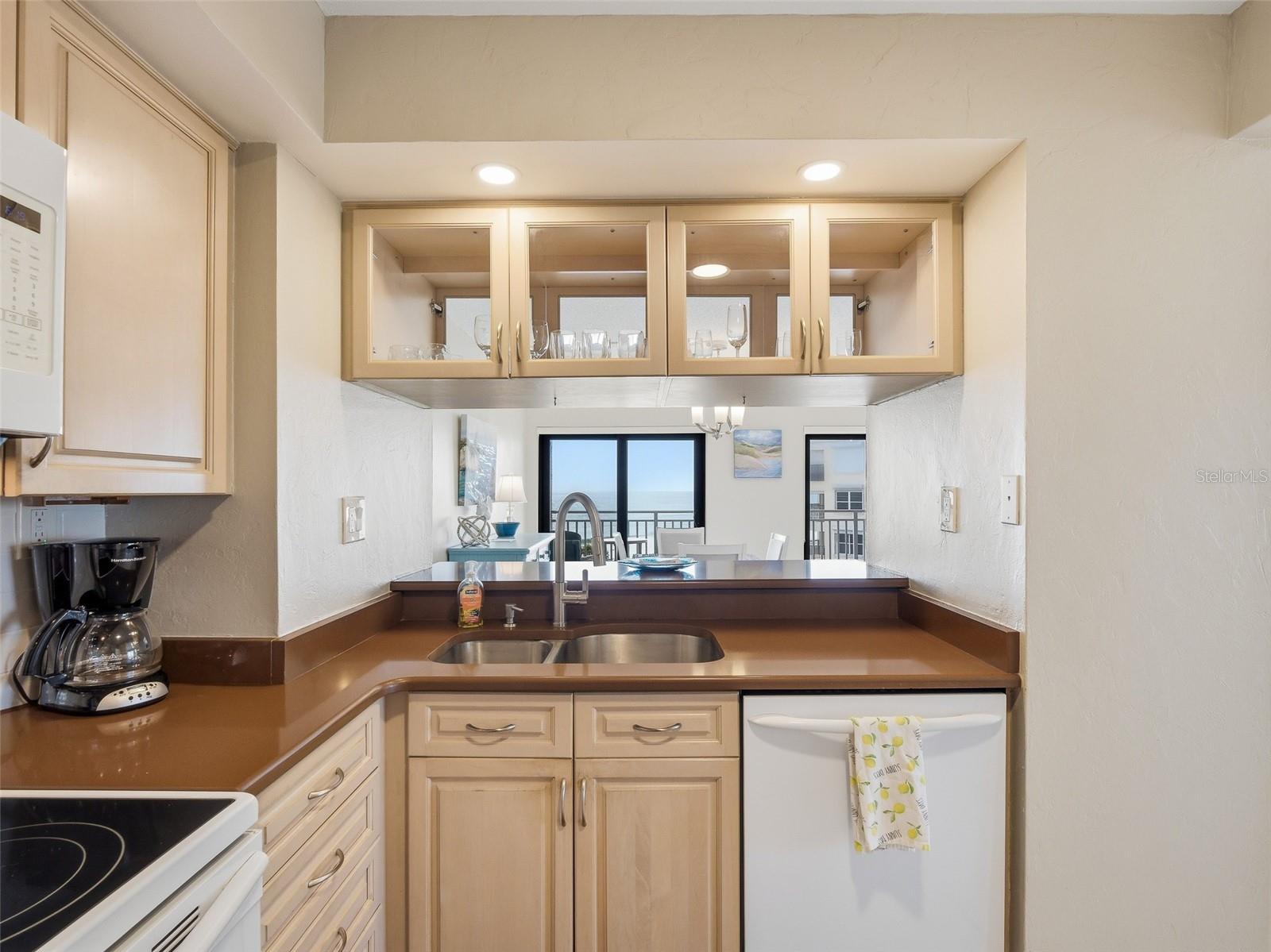 SEASCAPE TOWERS CONDO PH 01 - Residential