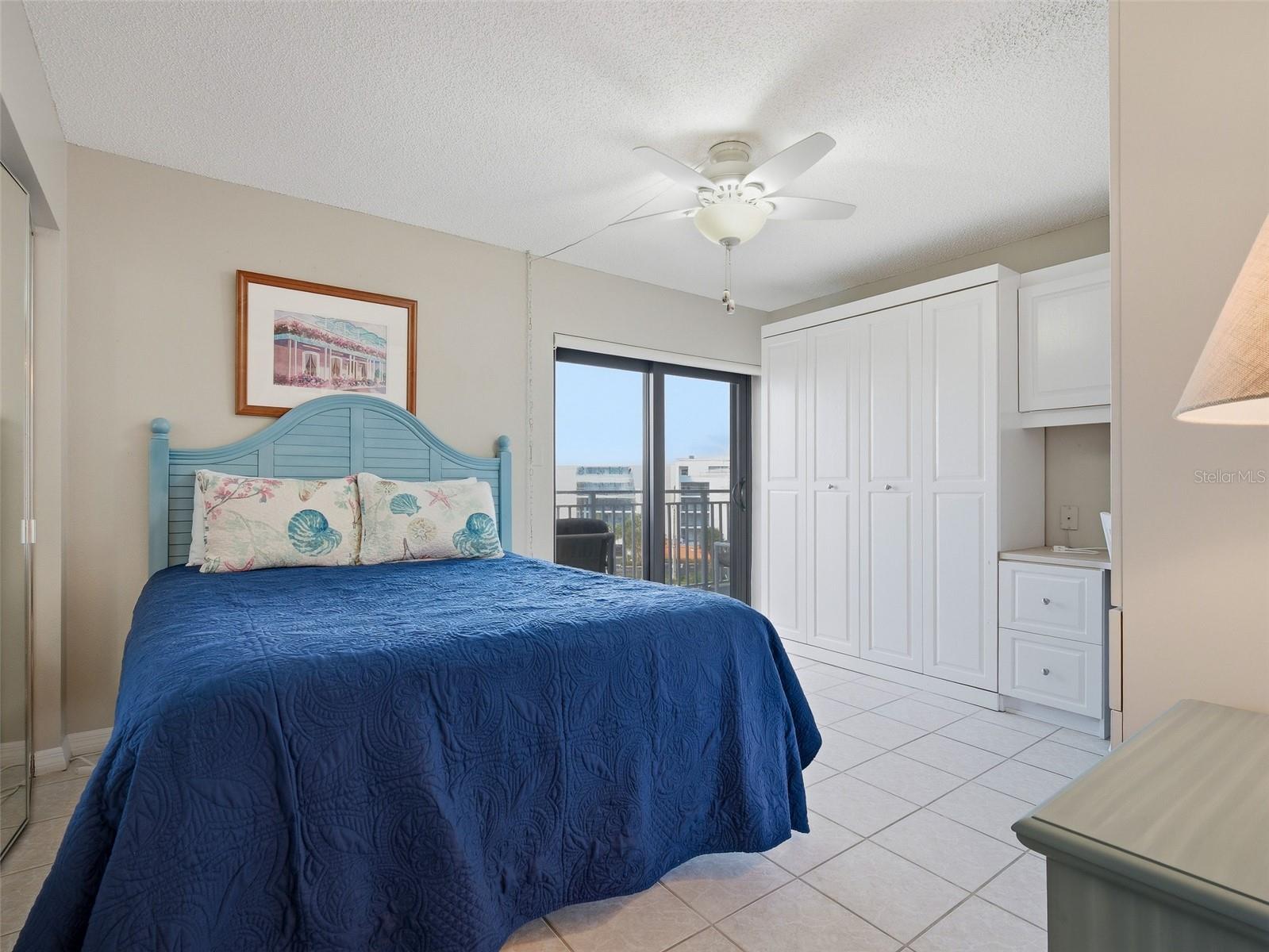 SEASCAPE TOWERS CONDO PH 01 - Residential