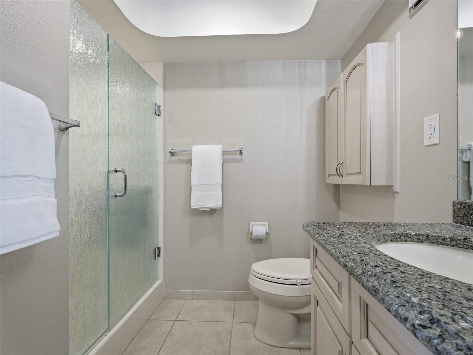 SEASCAPE TOWERS CONDO PH 01 - Residential