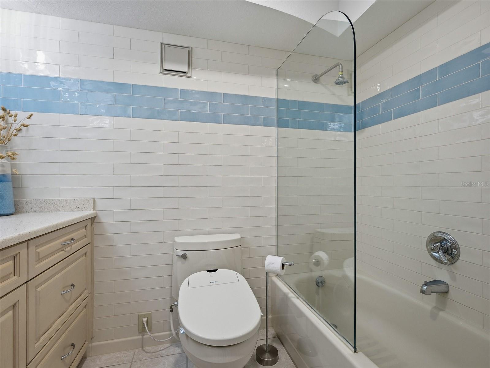 SEASCAPE TOWERS CONDO PH 01 - Residential