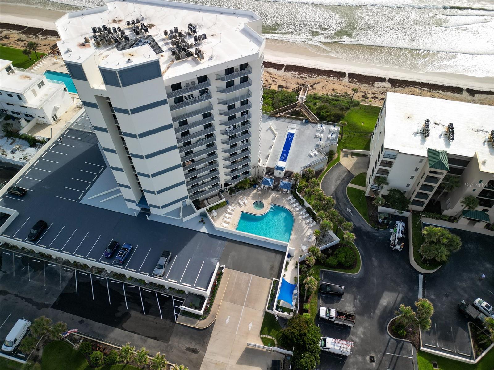 SEASCAPE TOWERS CONDO PH 01 - Residential
