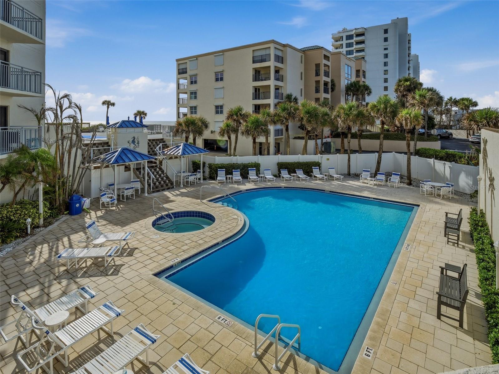 SEASCAPE TOWERS CONDO PH 01 - Residential