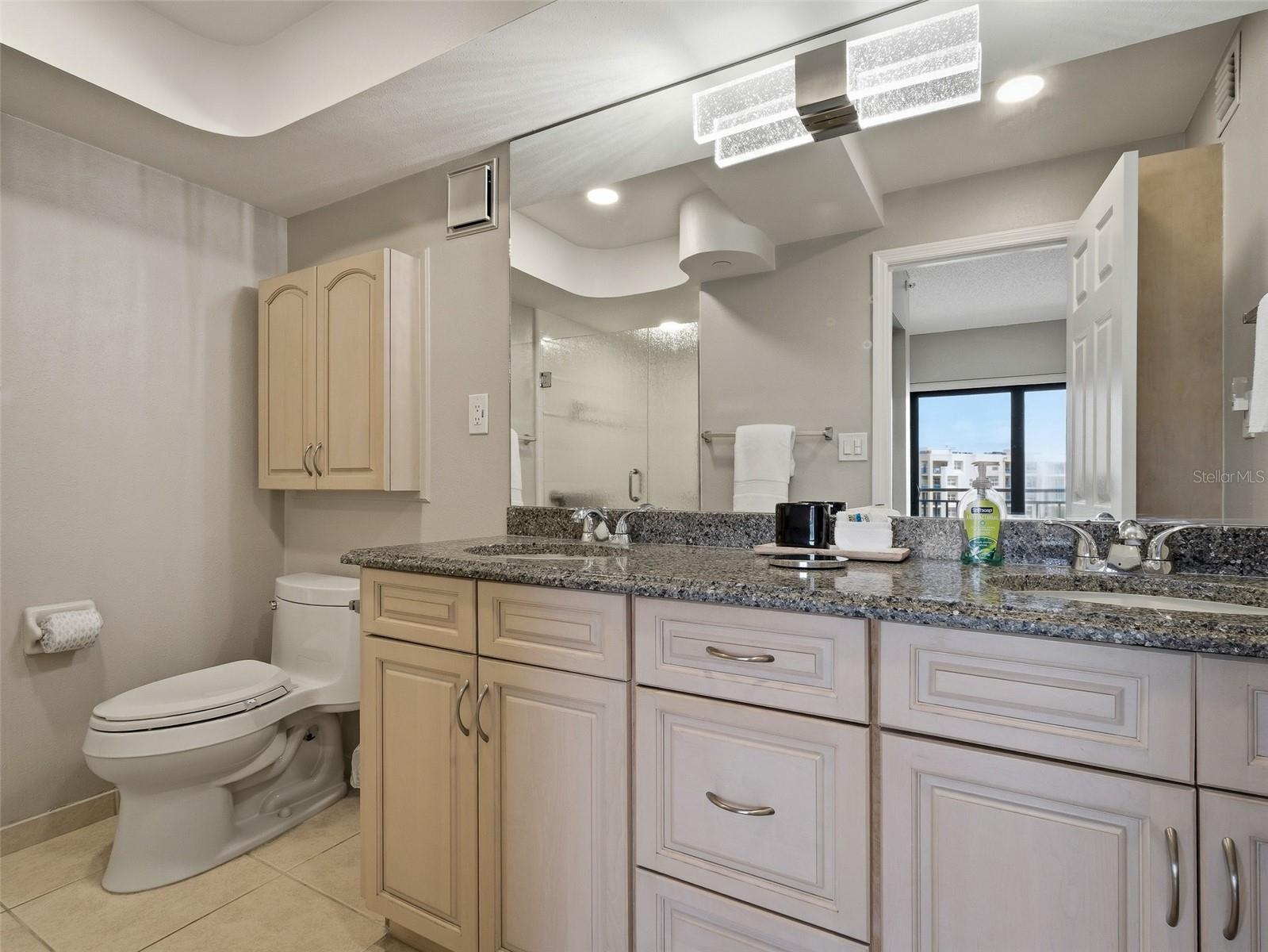 SEASCAPE TOWERS CONDO PH 01 - Residential