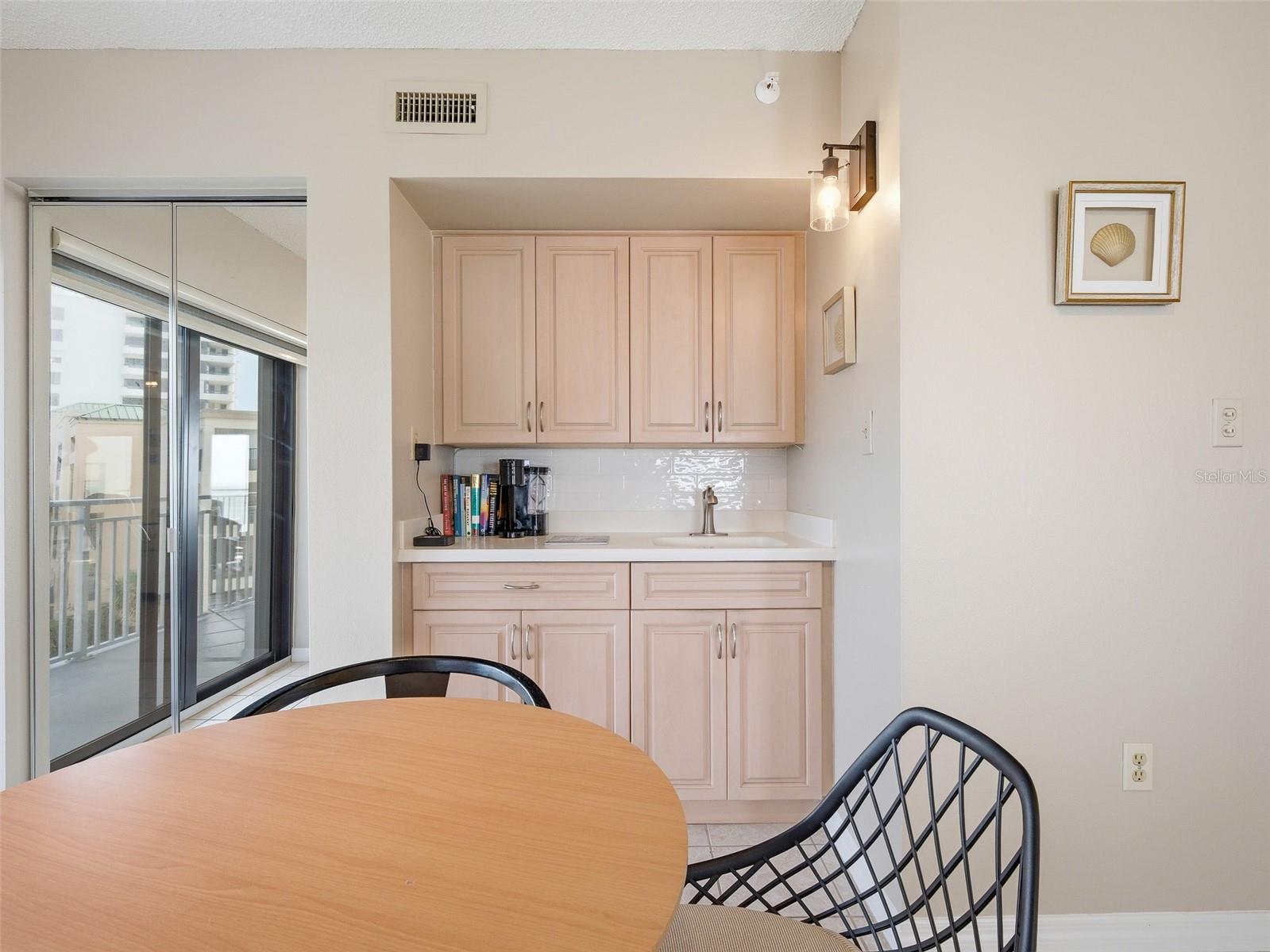 SEASCAPE TOWERS CONDO PH 01 - Residential