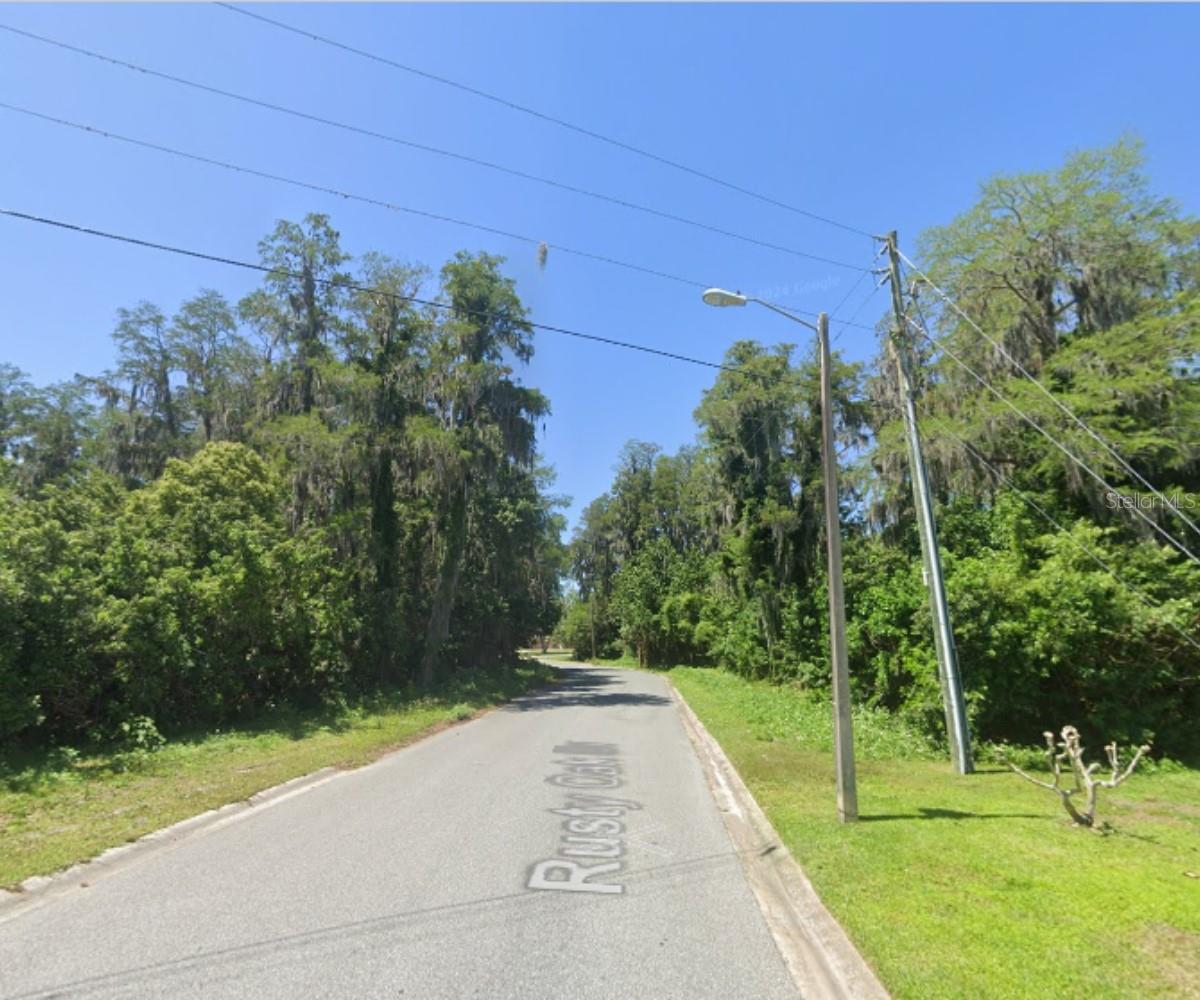LAKEWOOD ESTATES - Land