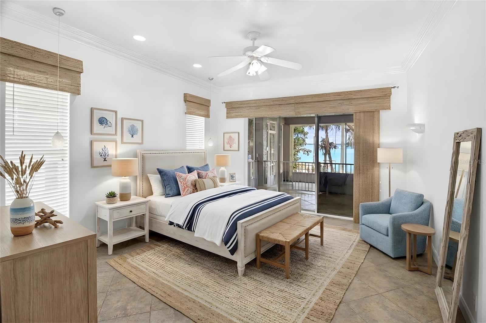 LAKE LOCHLOOSE SHORES - Residential