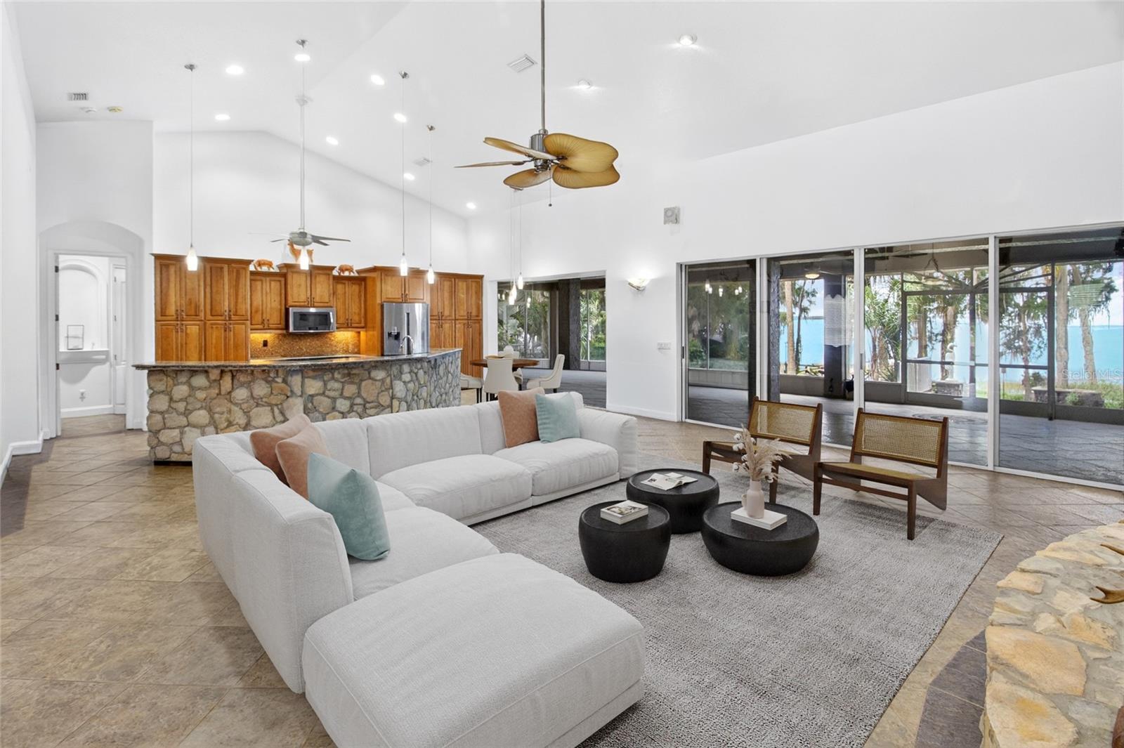 LAKE LOCHLOOSE SHORES - Residential