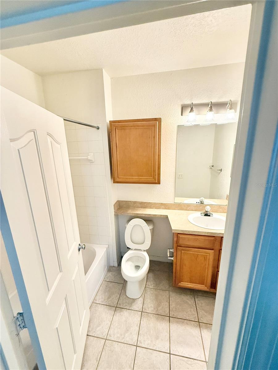 SERENATA CONDO - Residential Lease