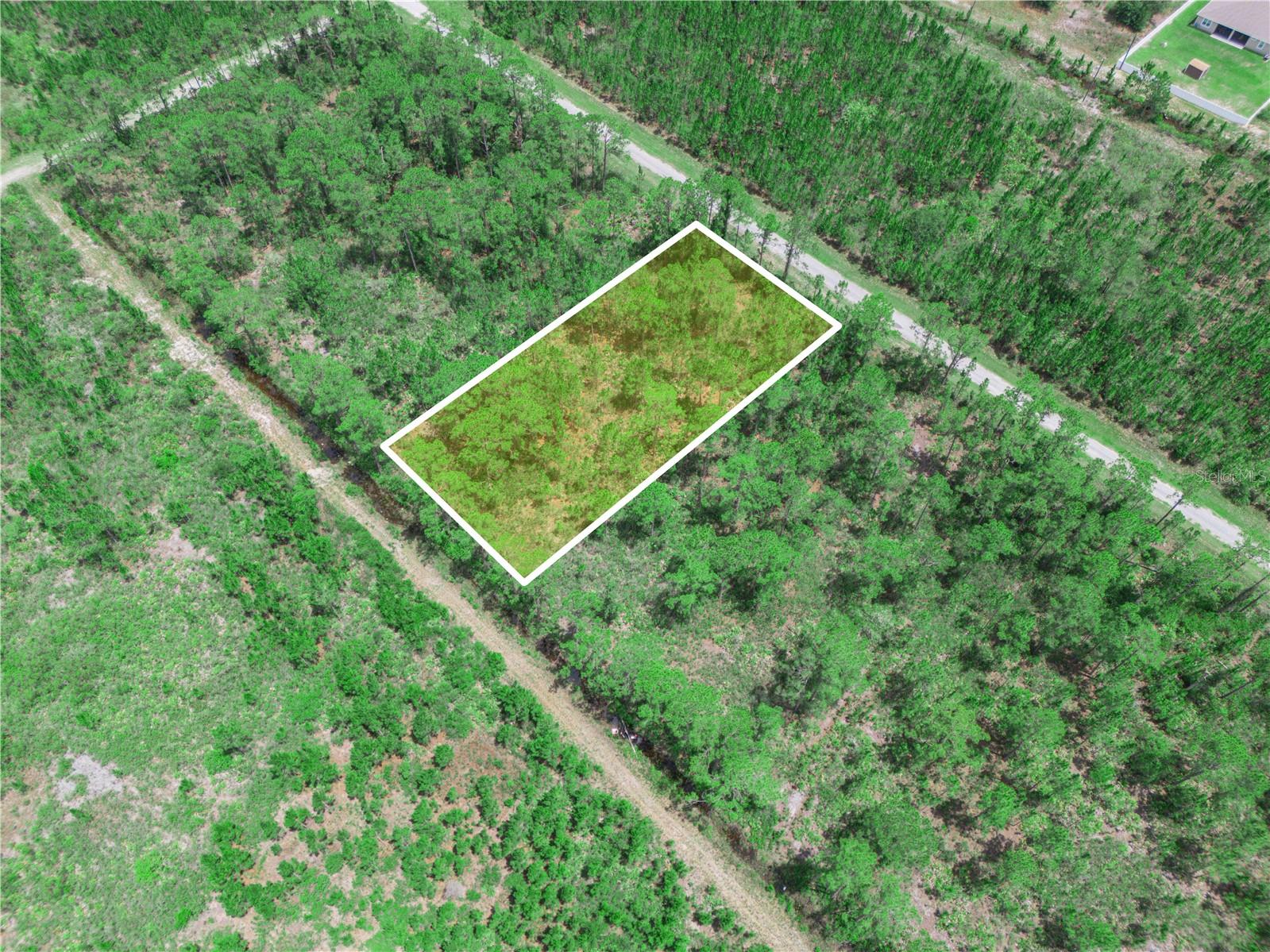 INDIAN LAKE ESTATES - Land