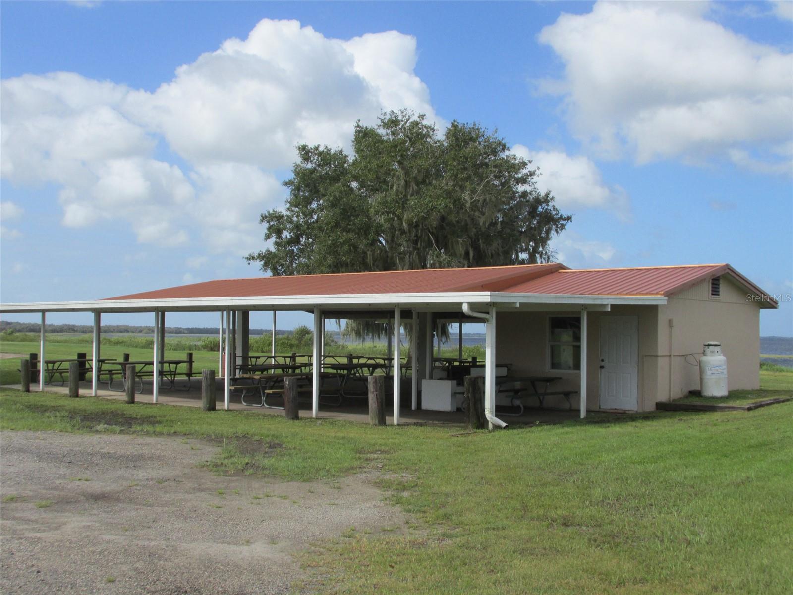 INDIAN LAKE ESTATES - Land