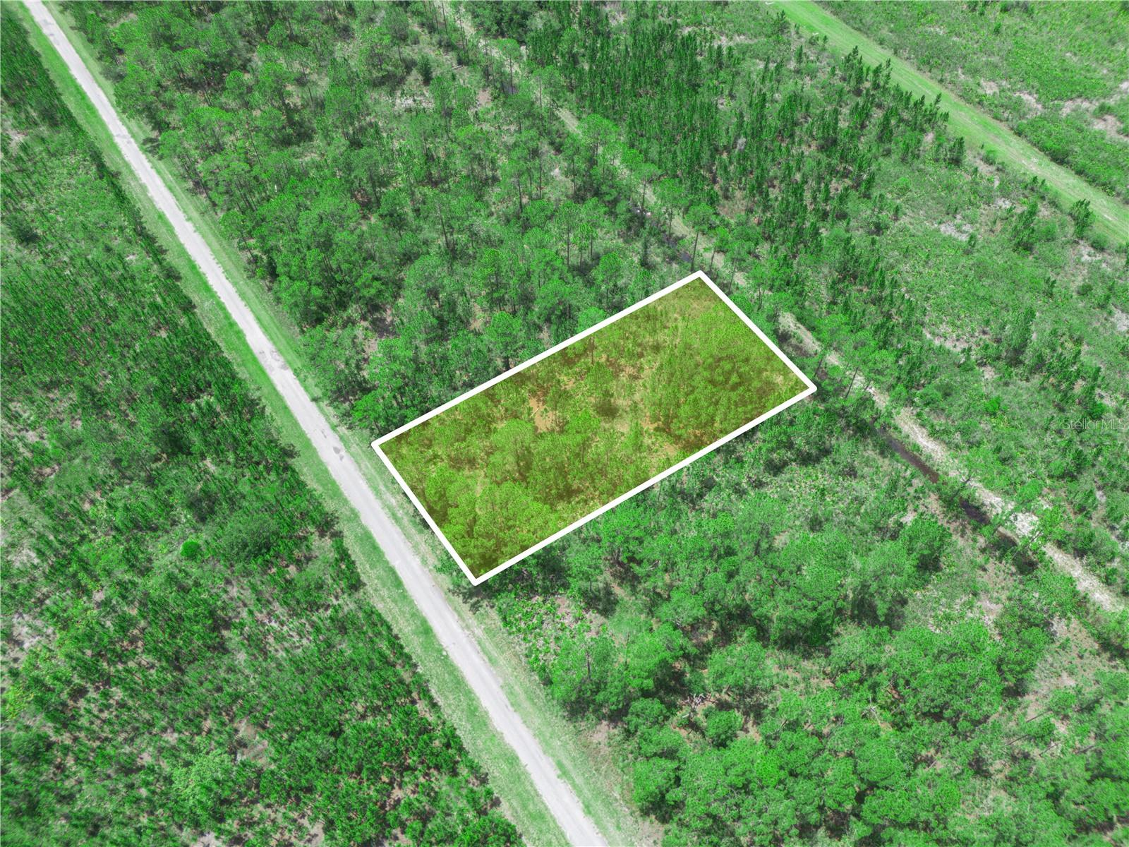 INDIAN LAKE ESTATES - Land