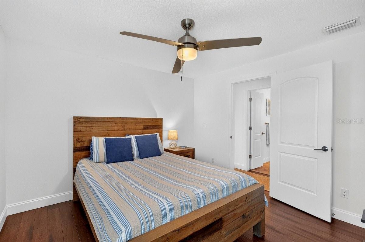 SILVER SANDS SEC D - Residential